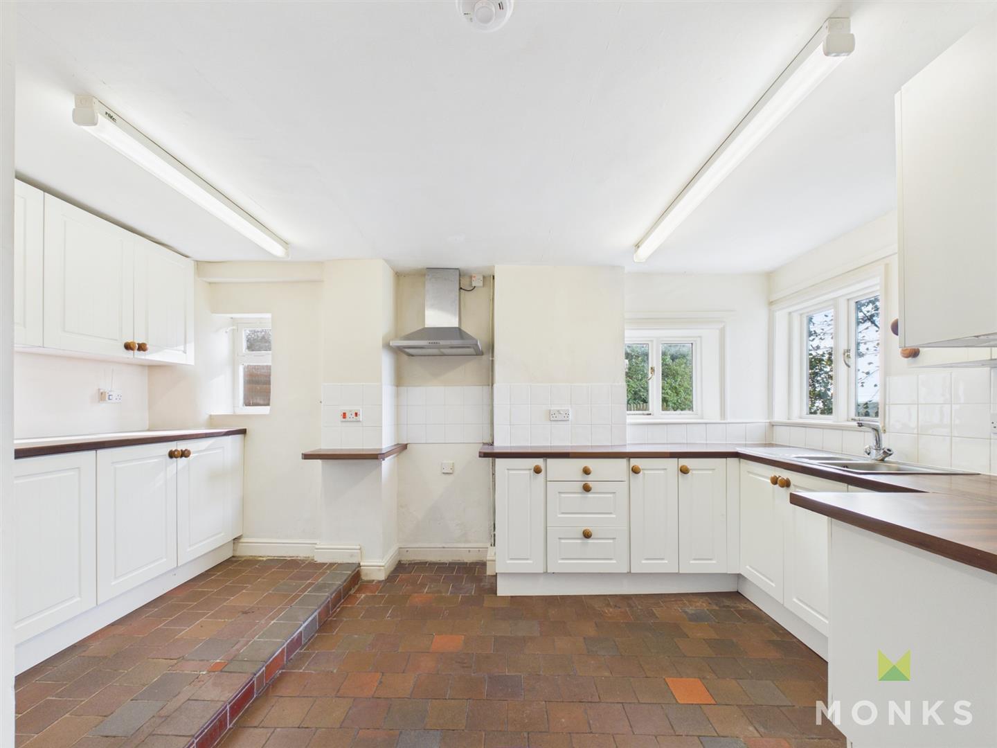 2 Hillside, Shrewsbury, SY4 3LQ To Let